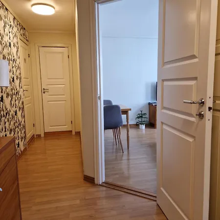 Cozy Retreat In The Heart Of Проживание в семье