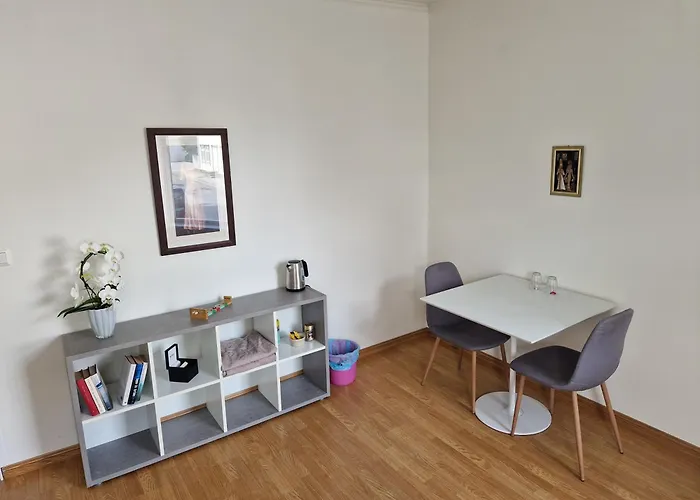 Cozy Retreat In The Heart Of Alloggio in famiglia *